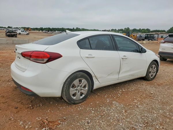 2017 KIA FORTE LX Base