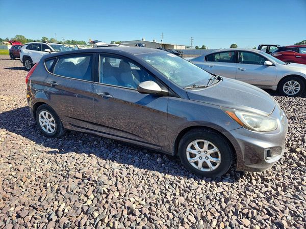 2012 HYUNDAI ACCENT GL (Middle-low grade)