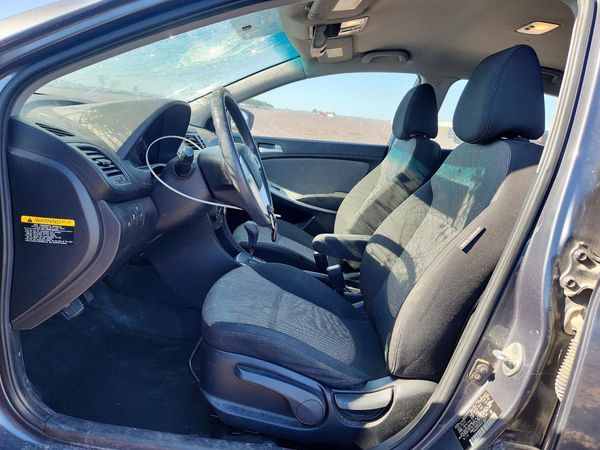 2012 HYUNDAI ACCENT GL (Middle-low grade)