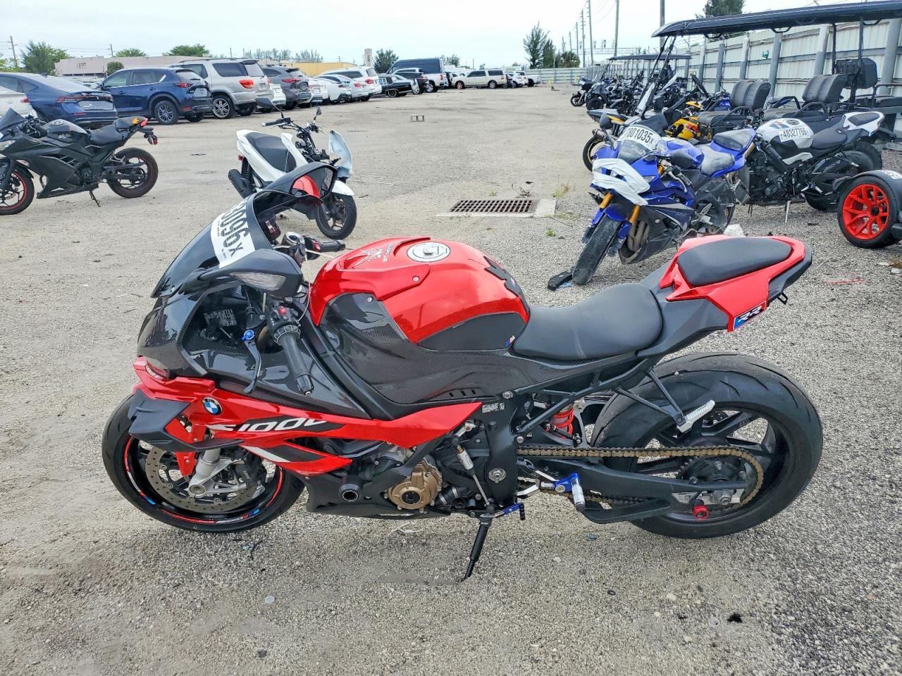 2023 BMW S 1000