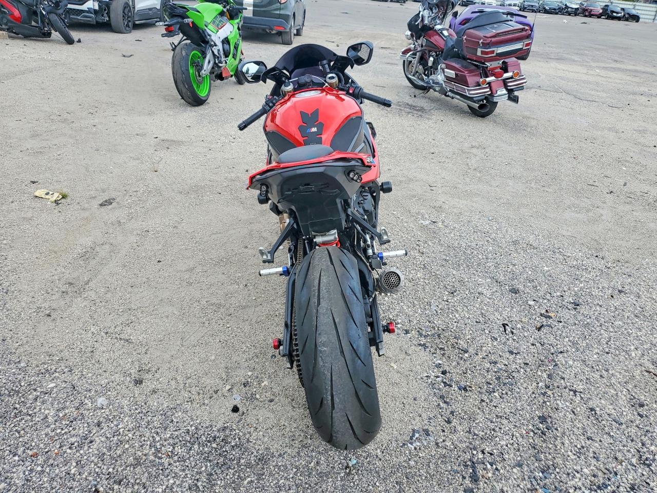 2023 BMW S 1000