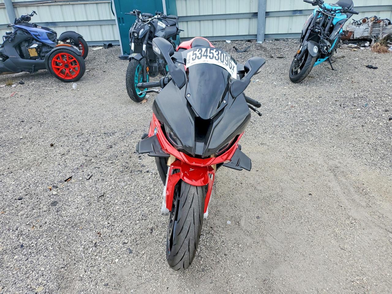 2023 BMW S 1000