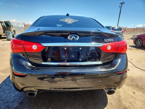 2016 INFINITI Q50