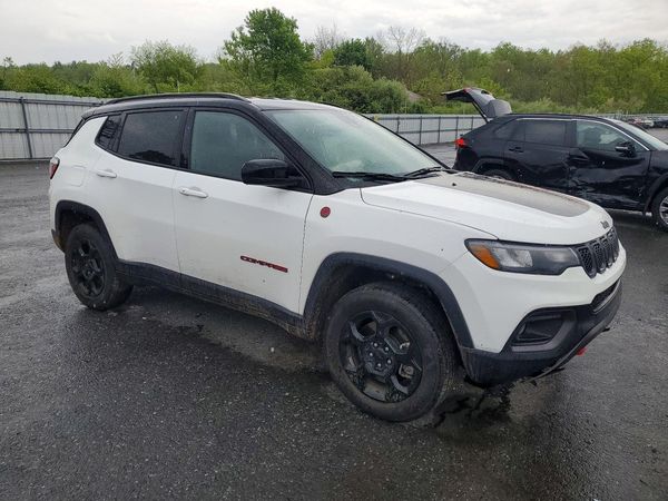 2024 JEEP COMPASS TRAILHAWK 4X4