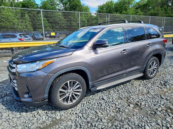 2019 TOYOTA HIGHLANDER SE/XLE