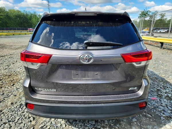 2019 TOYOTA HIGHLANDER SE/XLE