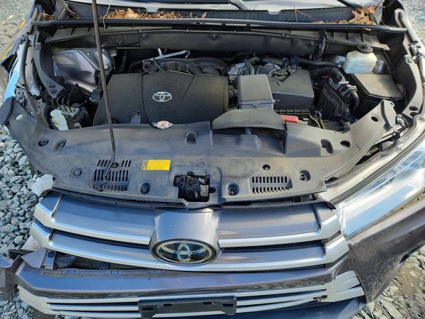 2019 TOYOTA HIGHLANDER SE/XLE