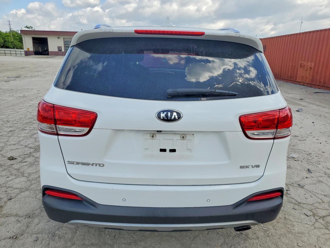2016 KIA SORENTO EX