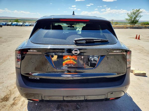2025 NISSAN KICKS SV