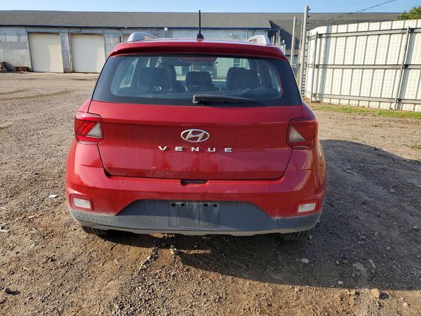 2023 HYUNDAI VENUE SEL, Limited