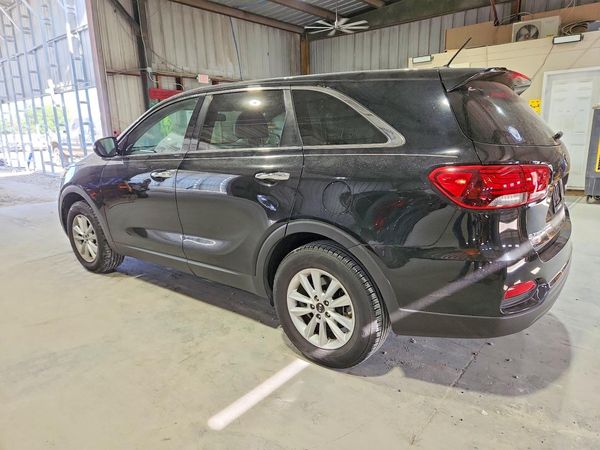 2020 KIA SORENTO L, LX, S