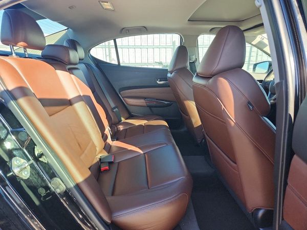 2015 ACURA TLX Base