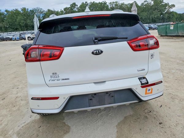 2017 KIA NIRO