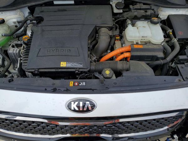 2017 KIA NIRO