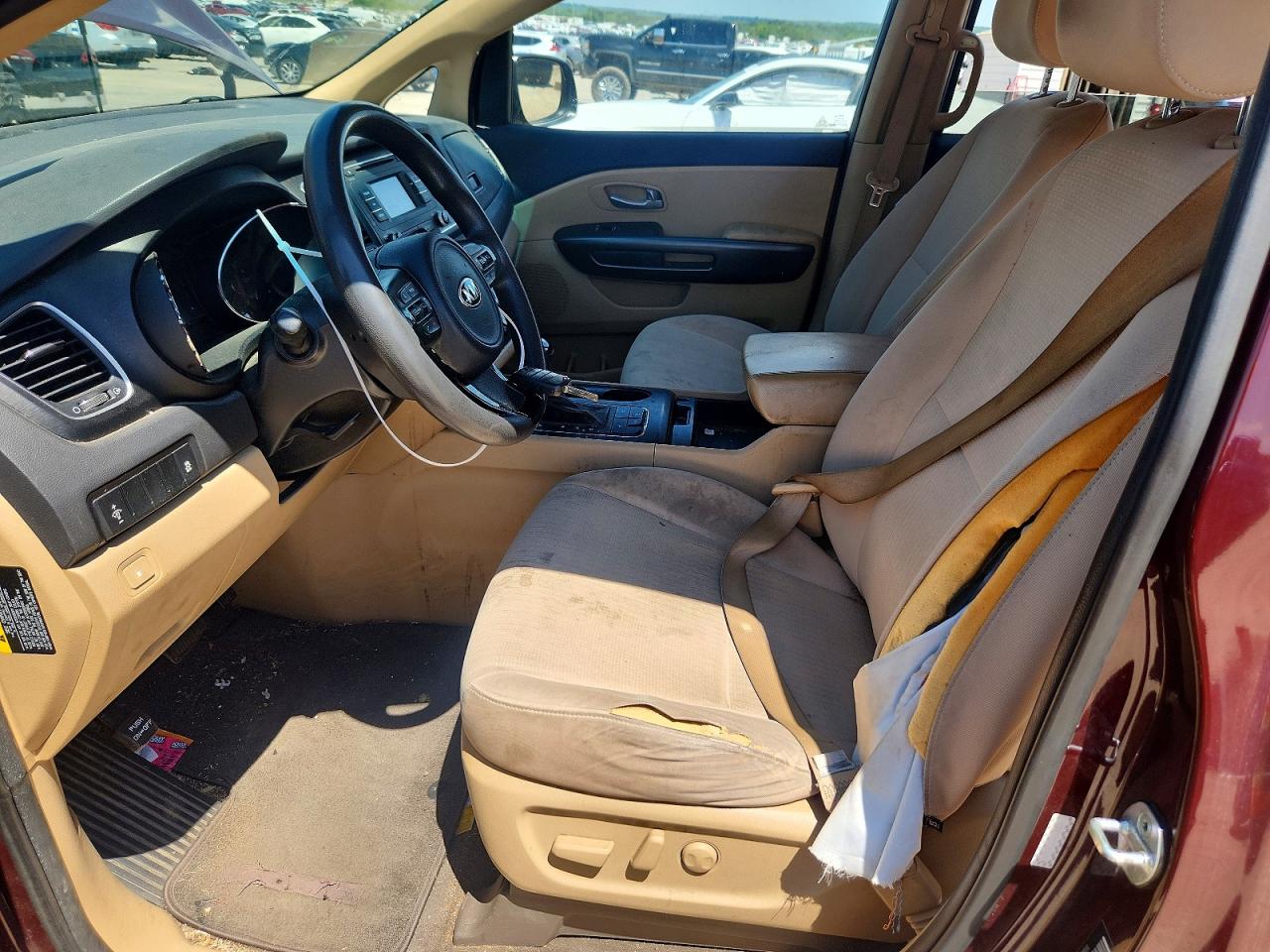 2016 KIA SEDONA LX - Middle-low