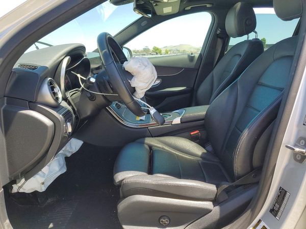 2020 MERCEDES-BENZ C C300