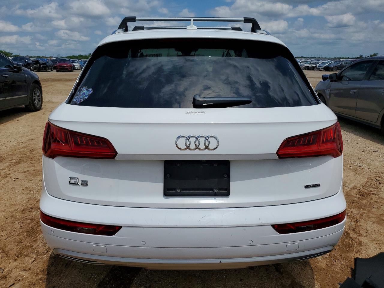 2020 AUDI Q5 quattro Premium Plus