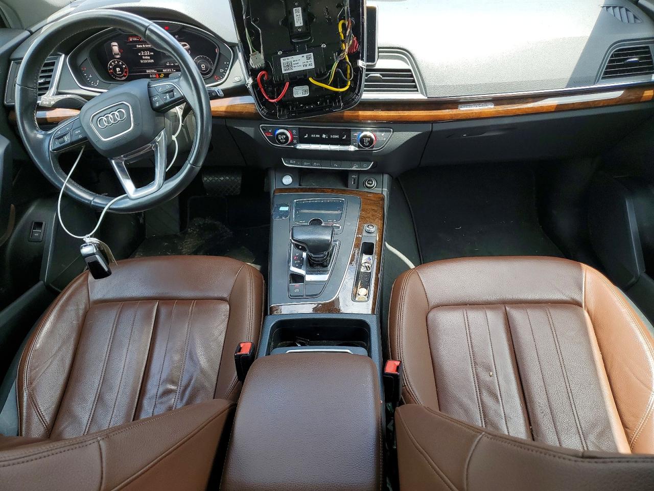 2020 AUDI Q5 quattro Premium Plus