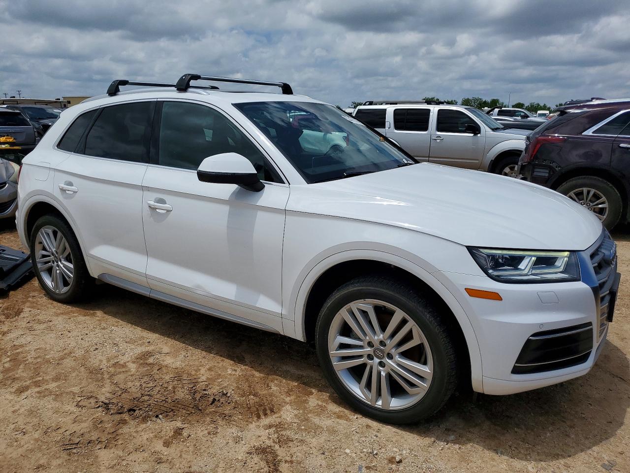 2020 AUDI Q5 quattro Premium Plus