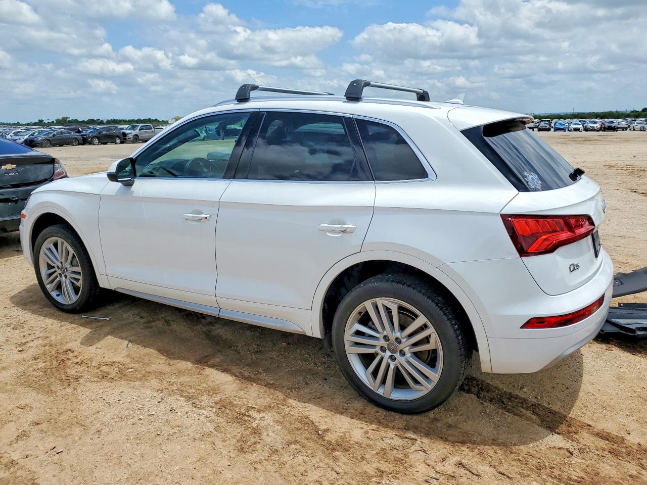 2020 AUDI Q5 quattro Premium Plus