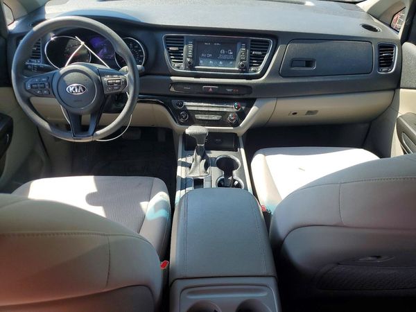 2020 KIA SEDONA