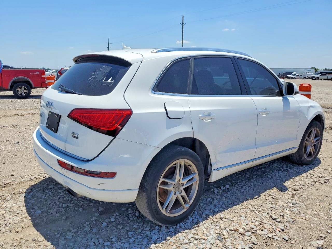 2017 AUDI Q5 quattro Premium
