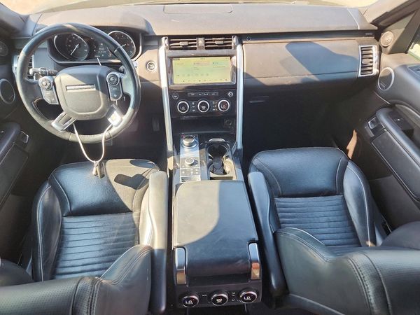 2017 LAND ROVER DISCOVERY HSE Luxury