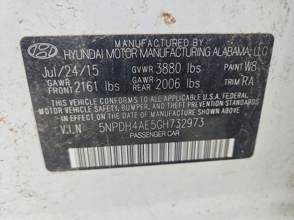 2016 HYUNDAI ELANTRA