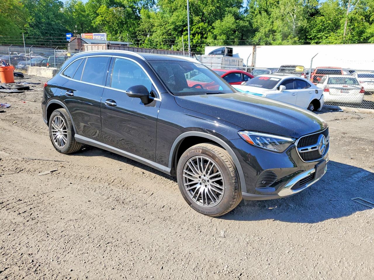 2024 MERCEDES-BENZ GLC