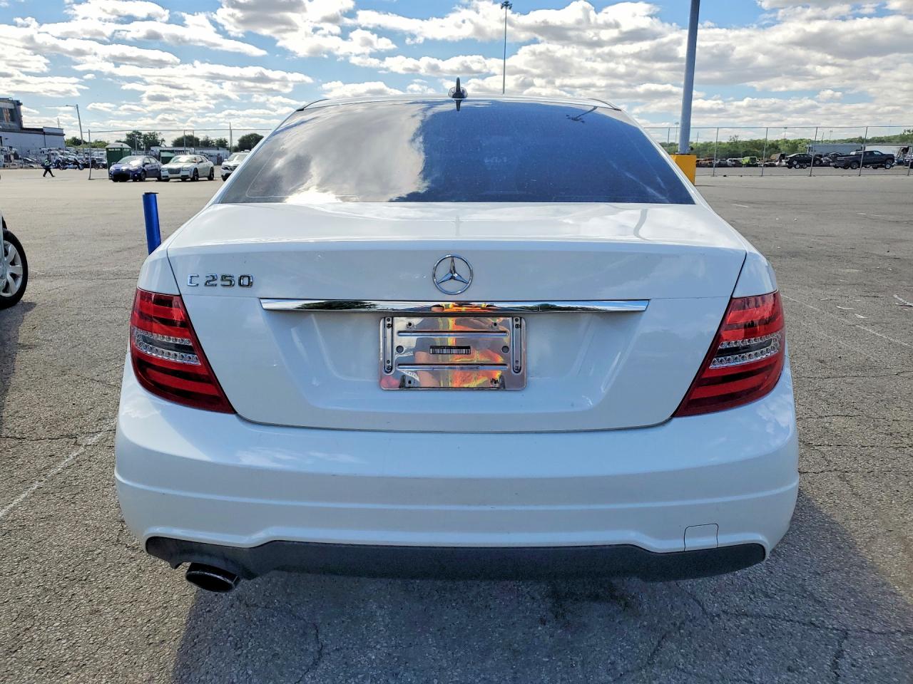 2014 MERCEDES-BENZ C C250