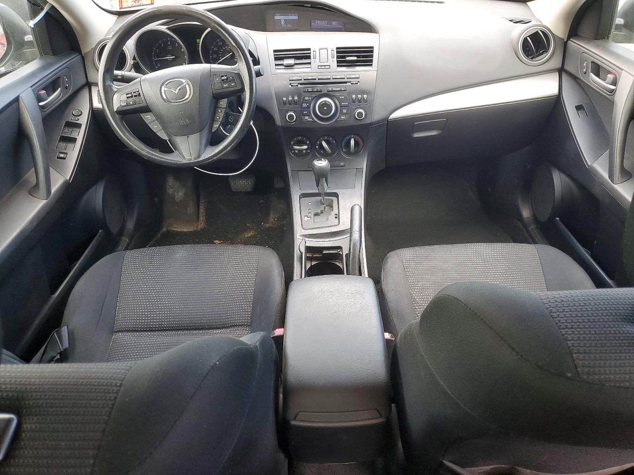 2013 MAZDA 3 Sport/GX