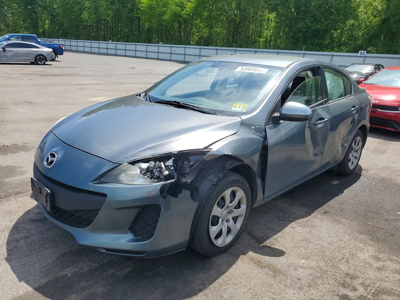 2013 MAZDA 3 Sport/GX