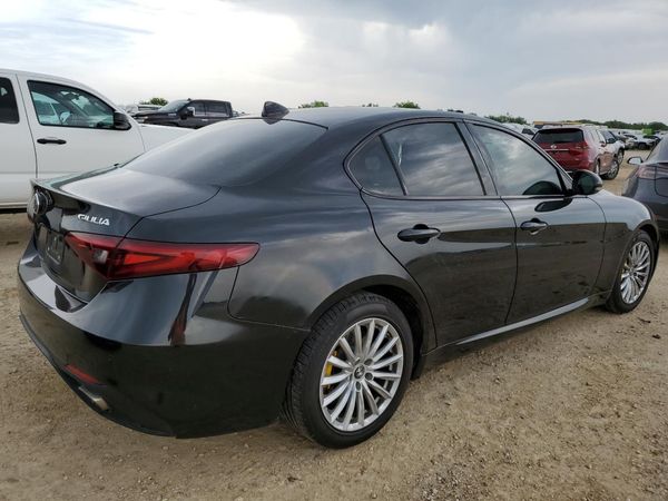 2018 ALFA ROMEO GIULIA TI AWD