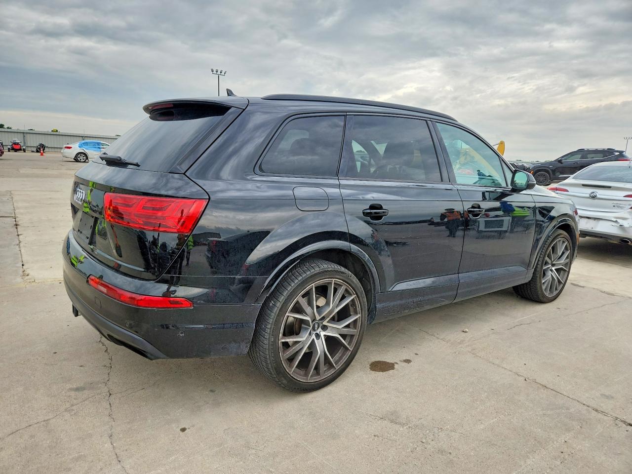 2019 AUDI Q7 quattro Prestige