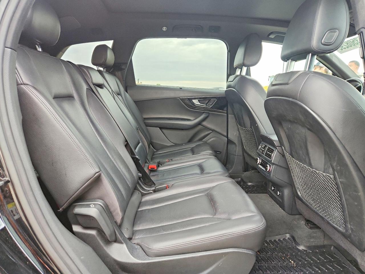 2019 AUDI Q7 quattro Prestige