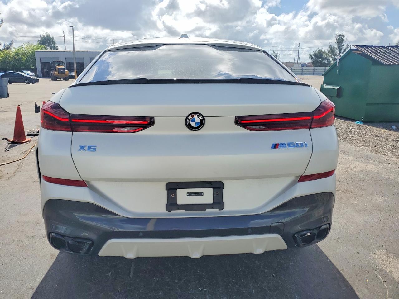 2026 BMW X6 M60i