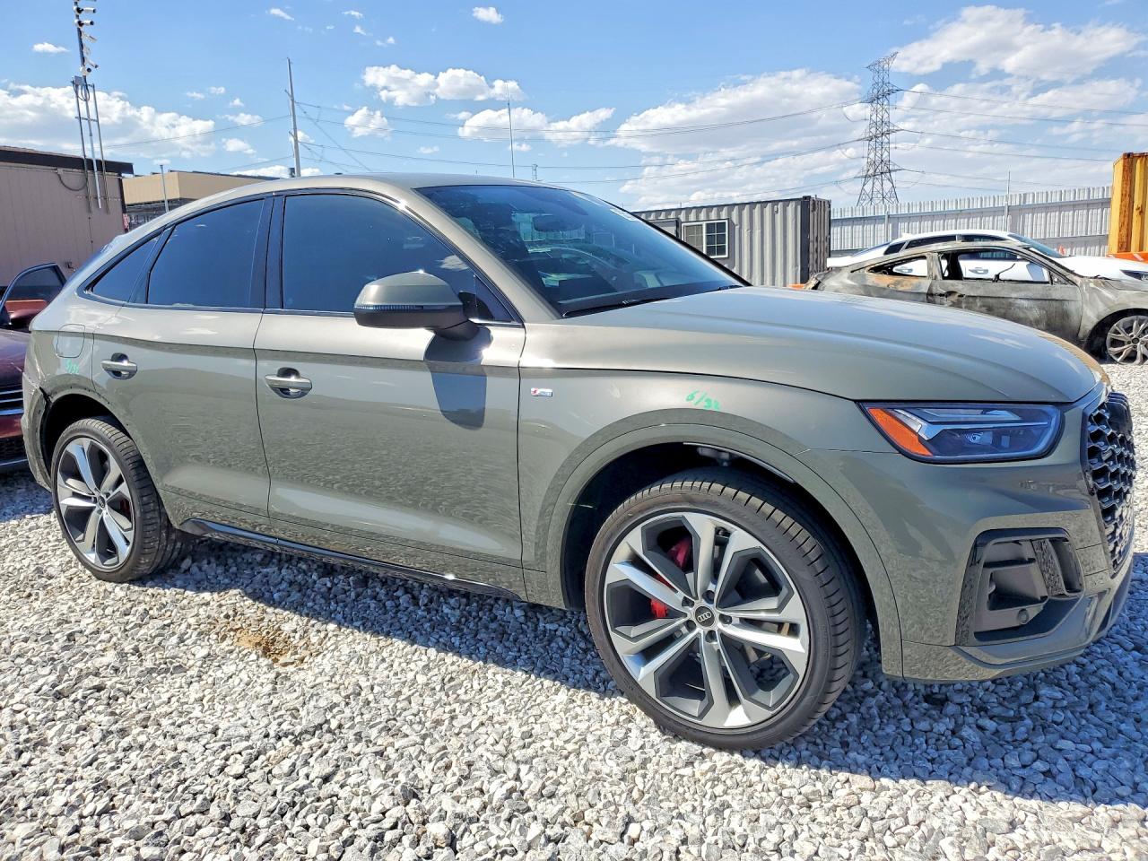 2023 AUDI Q5