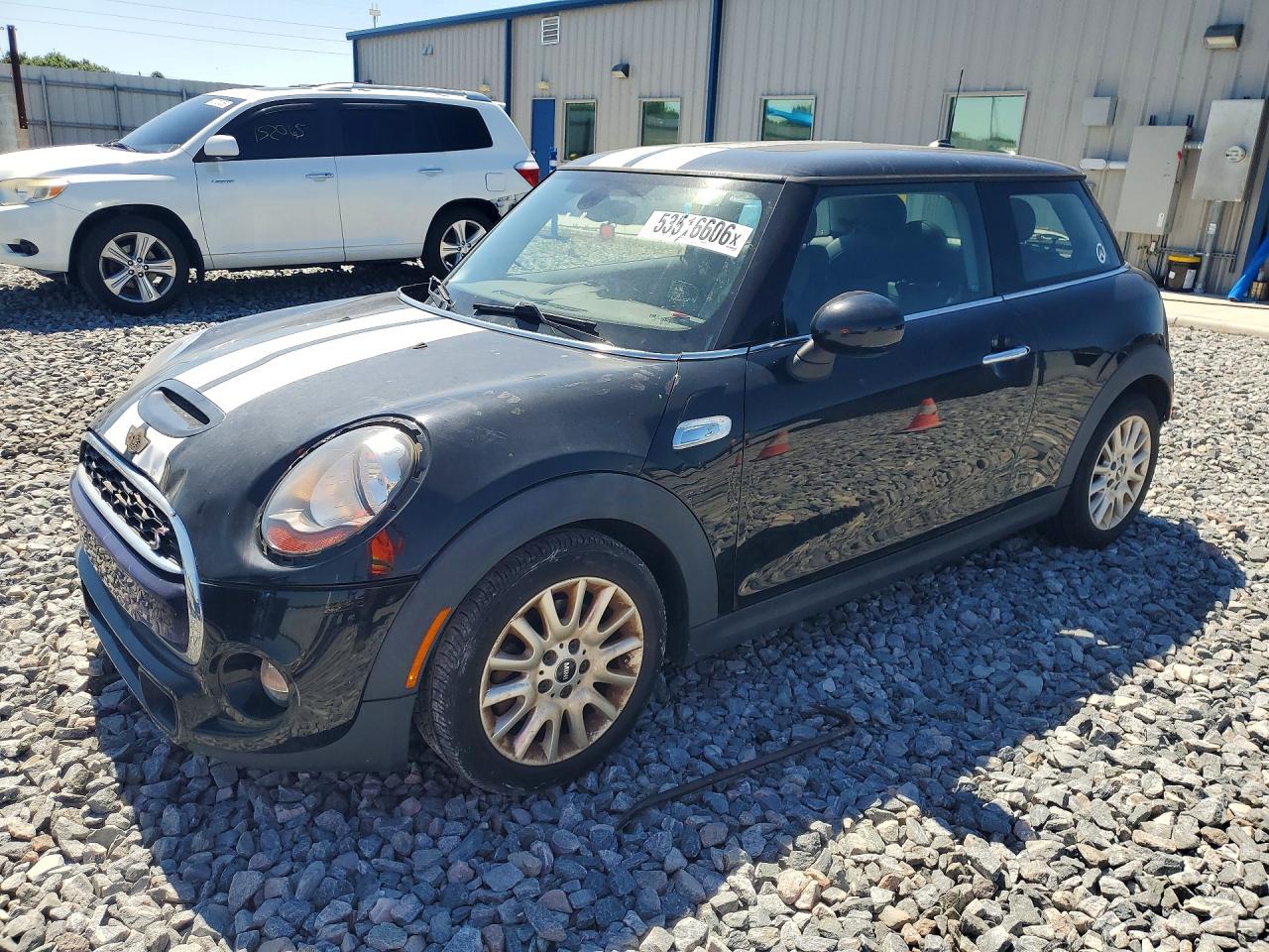 2015 MINI COOPER