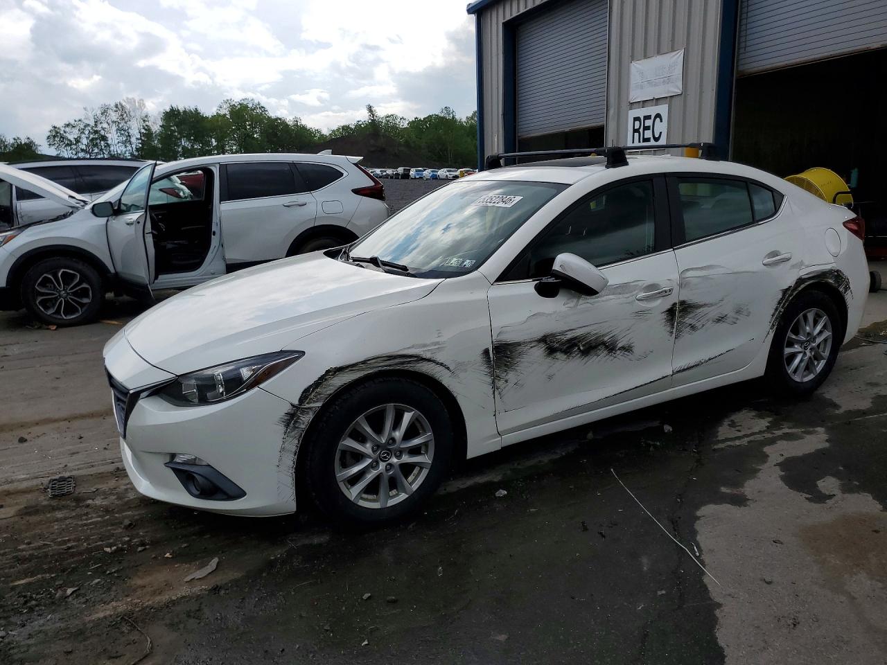 2016 MAZDA 3
