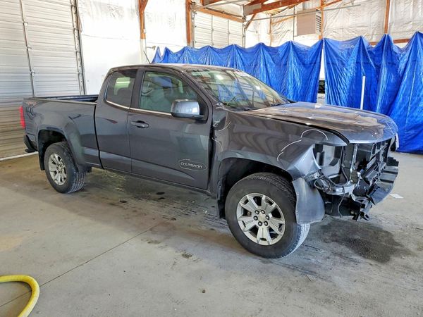 2017 CHEVROLET COLORADO LT