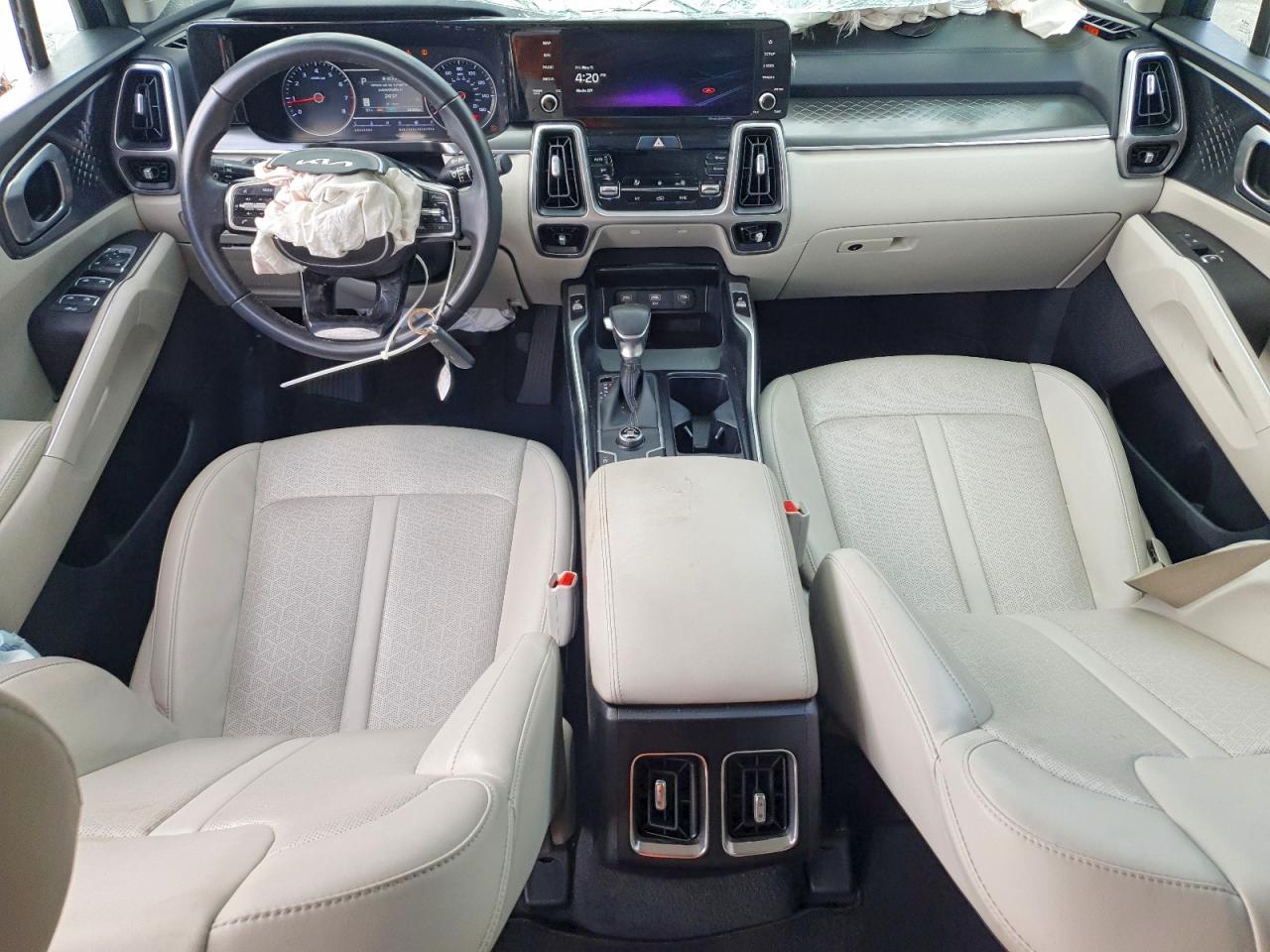 2022 KIA SORENTO S