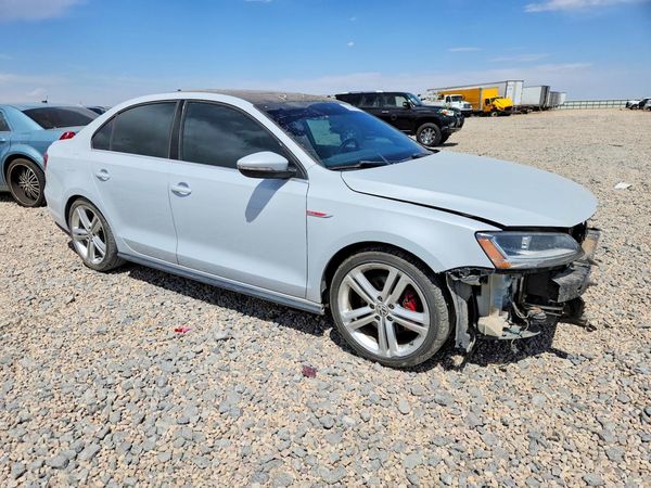 2017 VOLKSWAGEN JETTA GLI