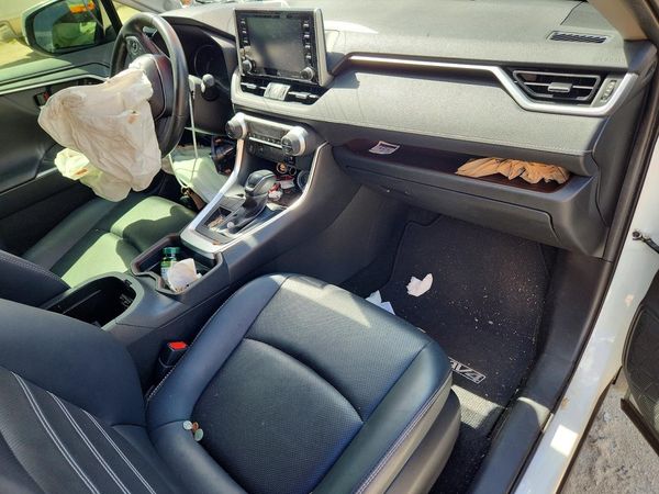 2020 TOYOTA RAV4 Limited — CKPT