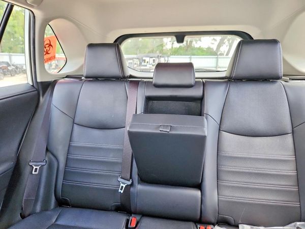 2020 TOYOTA RAV4 Limited — SUVN