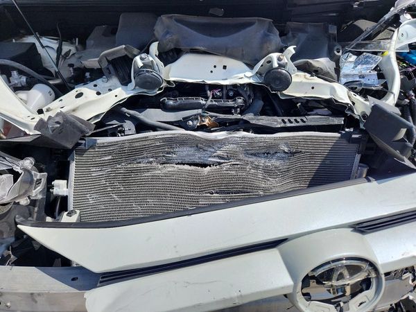 2020 TOYOTA RAV4 Limited — Engine bay