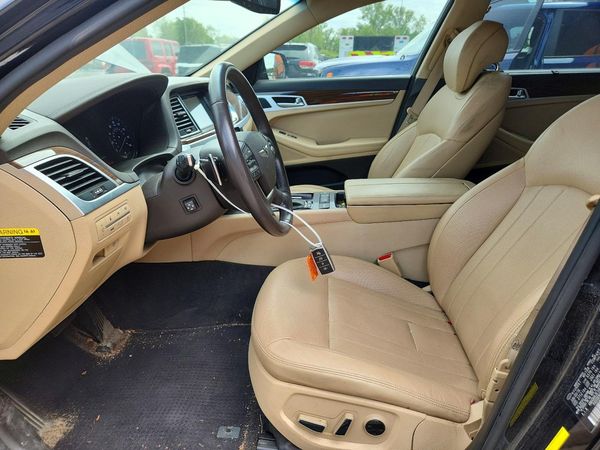2017 GENESIS G80