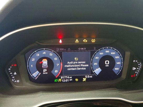 2019 AUDI Q3 quattro Premium