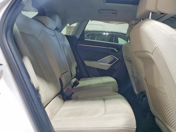 2019 AUDI Q3 quattro Premium