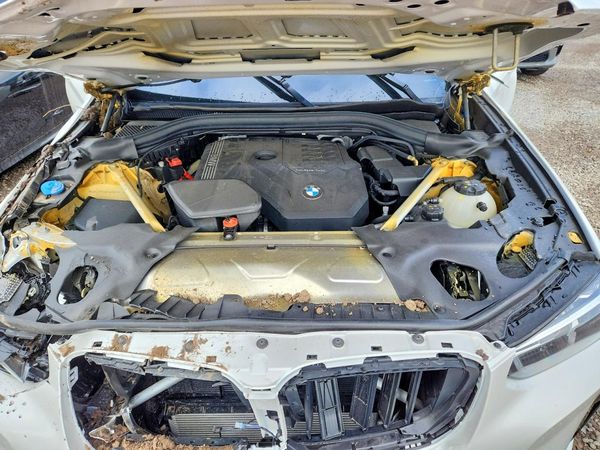 2024 BMW X3 xDrive30i — Engine bay