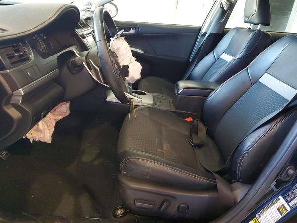 2014 TOYOTA CAMRY